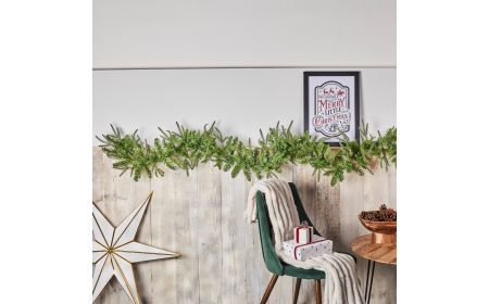 Seymour Pre Lit Garland 250cm with 50 LED Lights