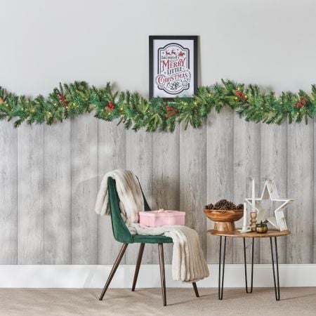 Canterberry 270cm Pre-Lit Artificial Christmas Garland – Pinecone & Red Berry