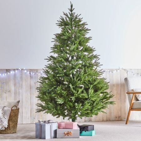 Kendall 7ft 210cm Premium Christmas Tree