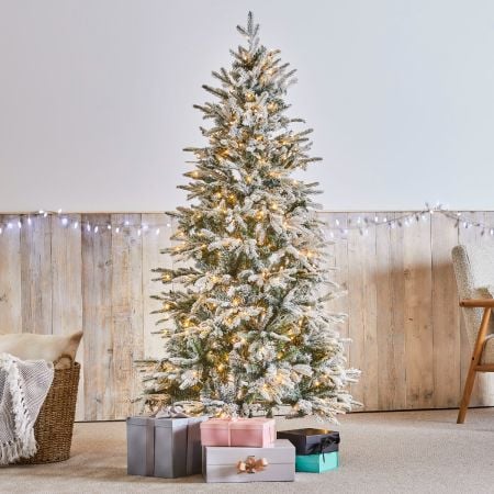 Breckenridge 6ft 180cm White Pre Lit Slim Christmas Tree with 350 LED Lights