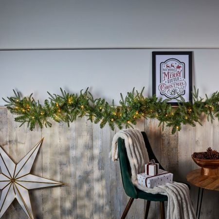 Seymour Pre Lit Garland 250cm with 50 LED Lights