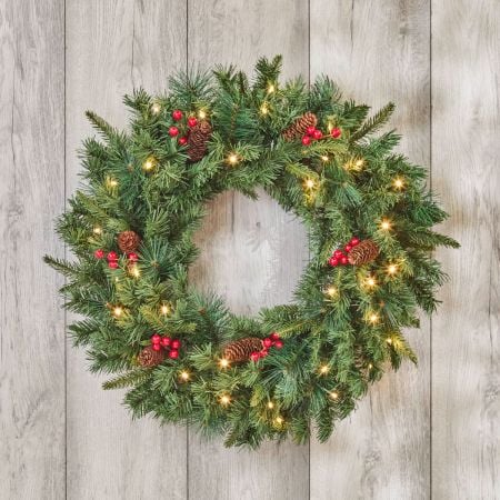 Walden 50cm Pre-Lit Artificial Christmas Wreath – Pinecone & Red Berry